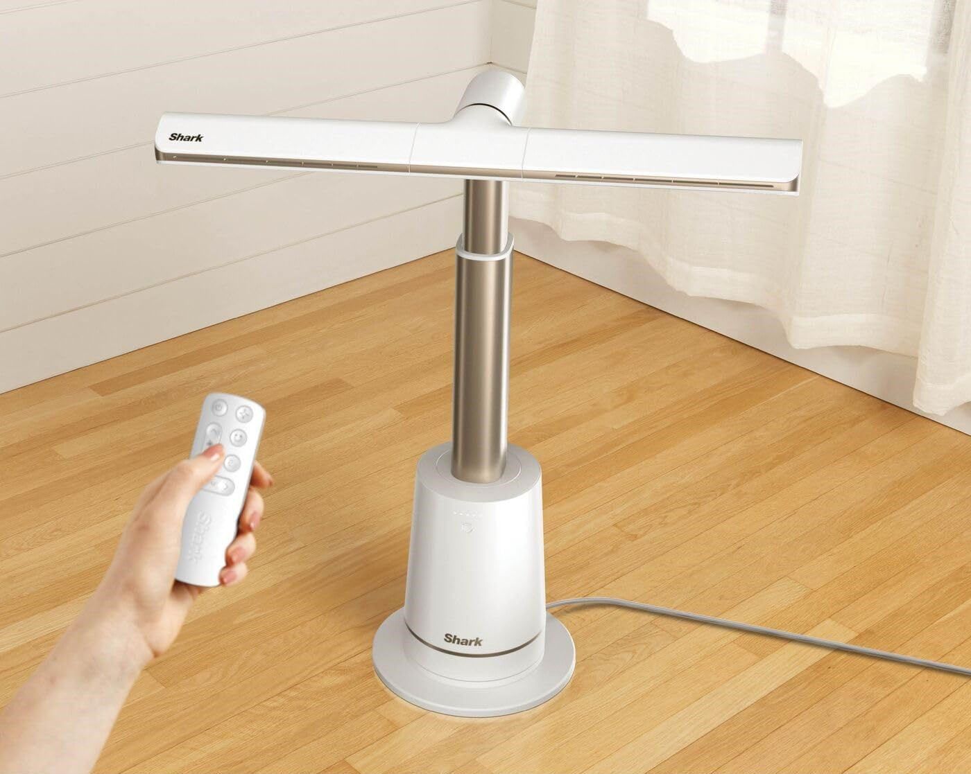 Ventilatore a Colonna Senza Pale Shark TurboBlade TF200SEU - Colore Carbone